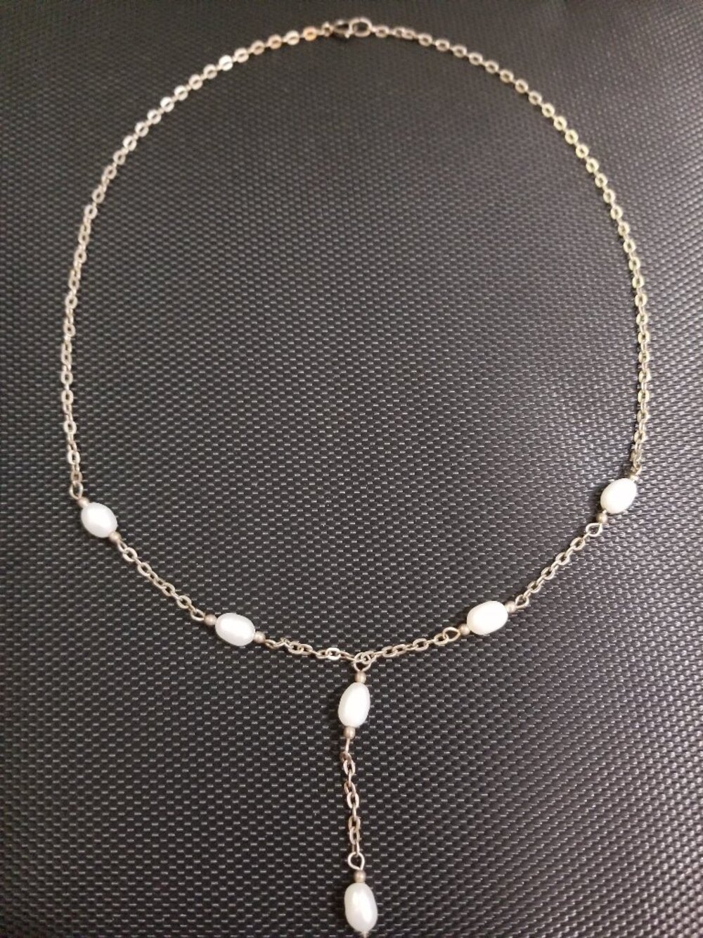 Small Delicate Real-White-Freshwater-Pearls-on-a-Chain (Choker) Necklace